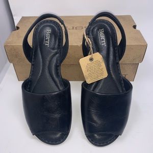 Born Womens Trang Black Slip on Style Sandals 8 M